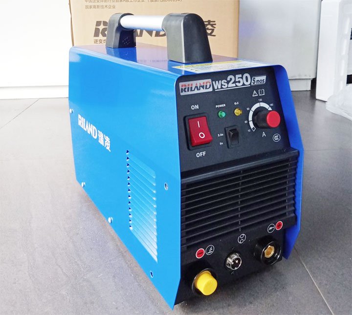 Riland WS 250S kết cấu gọn gàng, dễ dàng sử dụng và di chuyển Riland WS 250S kết cấu gọn gàng, dễ dàng sử dụng và di chuyển