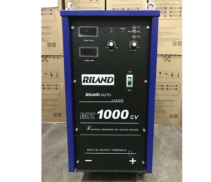 Hình ảnh thực tế máy hàn tự động Riland MZ 1000CV Hình ảnh thực tế máy hàn tự động Riland MZ 1000CV