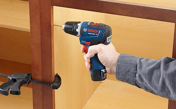 GSR 12 V-EC có khả năng khoan mạnh mẽ
