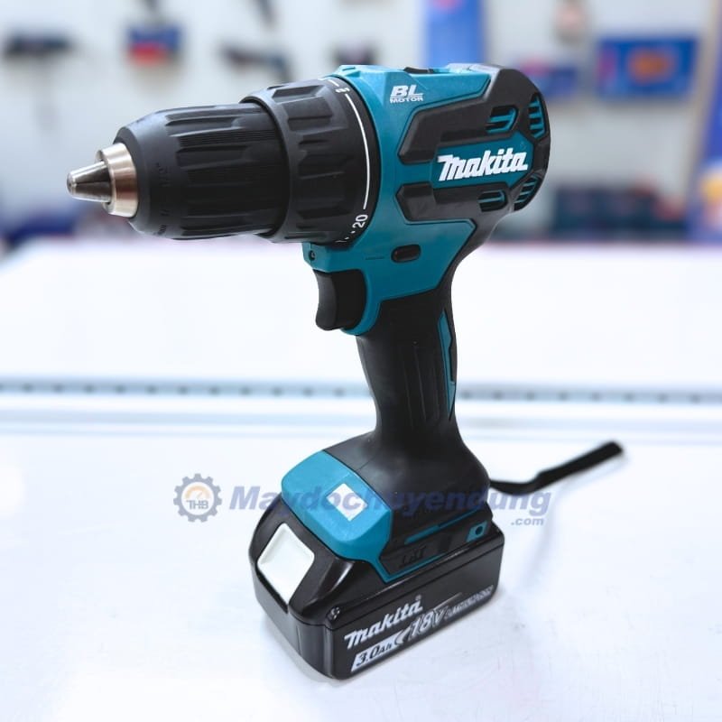 Máy khoan pin Makita DHP490SFX1 nhỏ gọn, tuổi thọ cao Máy khoan pin Makita DHP490SFX1 nhỏ gọn, tuổi thọ cao