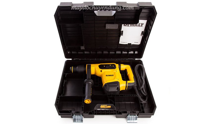 Máy khoan đục Dewalt D25481K đi kèm hộp đựng bằng nhựa Máy khoan đục Dewalt D25481K đi kèm hộp đựng bằng nhựa