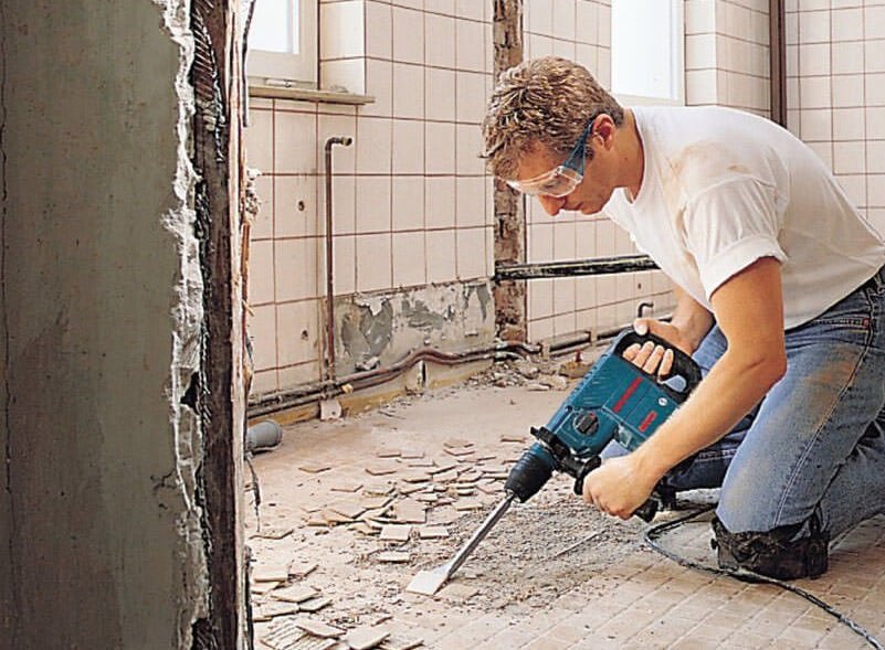 Máy đục bê tông Bosch GSH 3E Máy đục bê tông Bosch GSH 3E