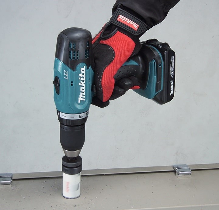 Makita DDF453SYE động cơ chổi than, pin 18V Makita DDF453SYE động cơ chổi than, pin 18V