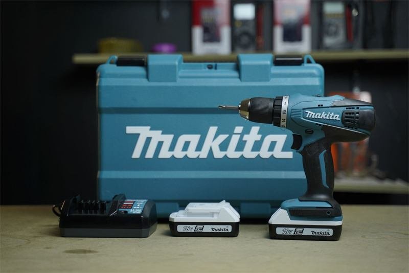 Máy khoan pin Makita DF457DWE 18V 