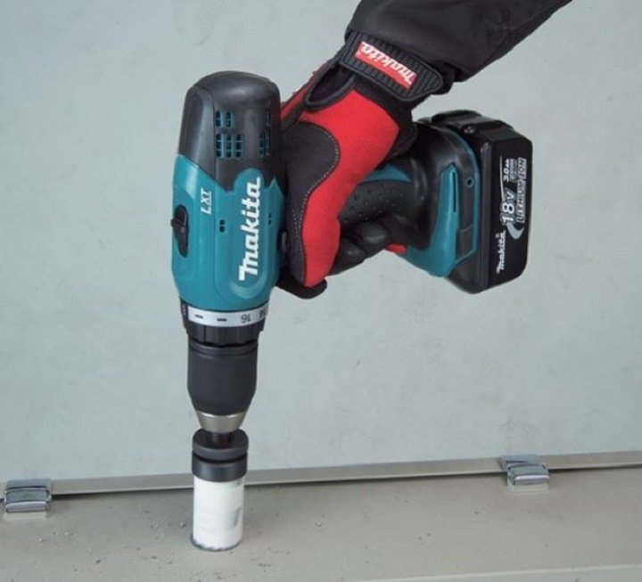Makita DDF453SFX7 khoan mạnh mẽ với điện thế 18V Makita DDF453SFX7 khoan mạnh mẽ với điện thế 18V