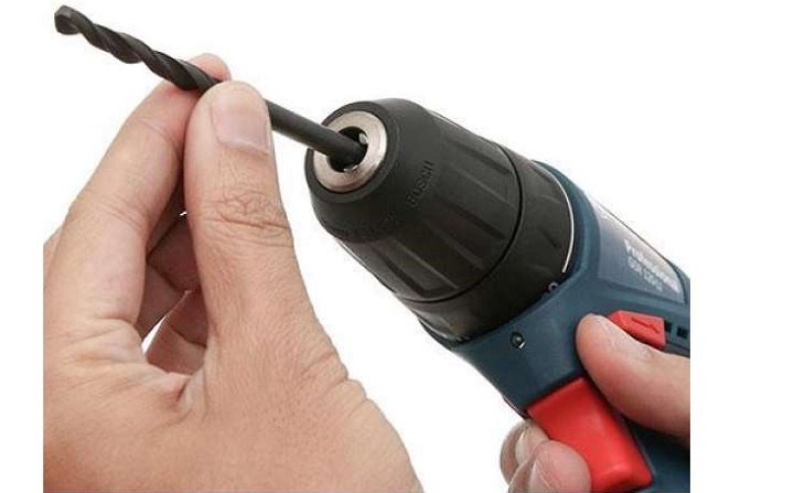 Thiết kế đầu kẹp autolock tiện lợi Thiết kế đầu kẹp autolock tiện lợi