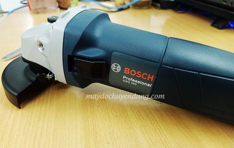 Máy mài góc cầm tay Bosch GWS 060