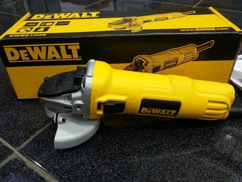 Máy mài góc Dewalt DWE1800S Máy mài góc Dewalt DWE1800S