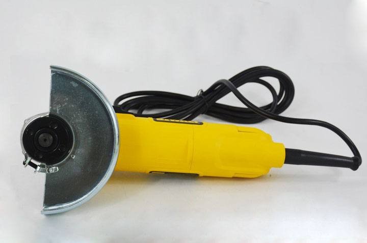 Máy mài góc Dewalt DWE8110S an toàn và có tuổi thọ cao Máy mài góc Dewalt DWE8110S an toàn và có tuổi thọ cao