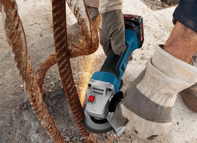 Khả năng cắt vật liệu của Bosch GWS 18V LI Khả năng cắt vật liệu của Bosch GWS 18V LI
