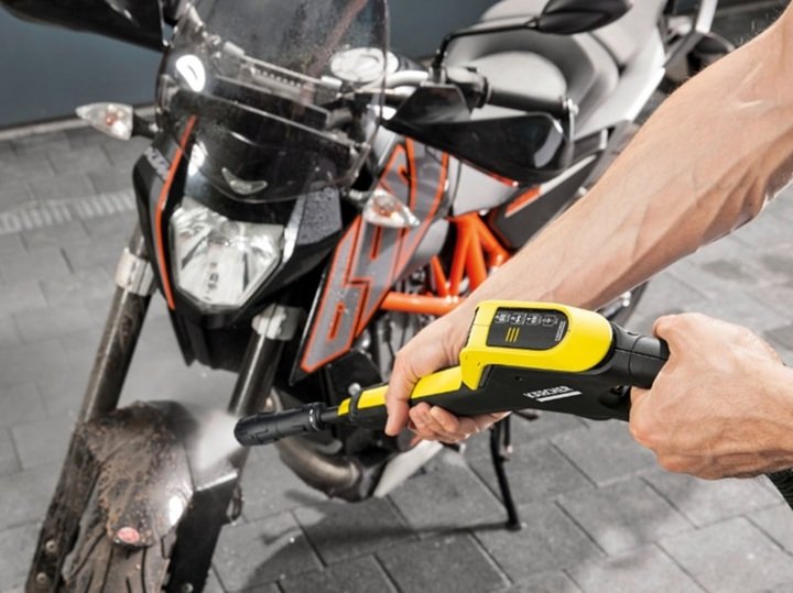 Súng phun Power Control có bảng hiển thị chế độ xịt