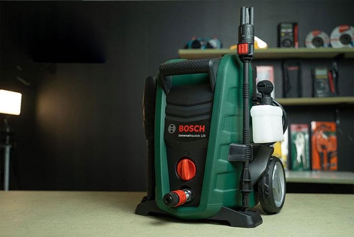 Máy rửa xe gia đình Bosch Universal AQT 125 Máy rửa xe gia đình Bosch Universal AQT 125