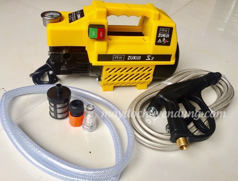Máy rửa xe Zukui S3 được trang bị đầy đủ phụ kiện Máy rửa xe Zukui S3 được trang bị đầy đủ phụ kiện