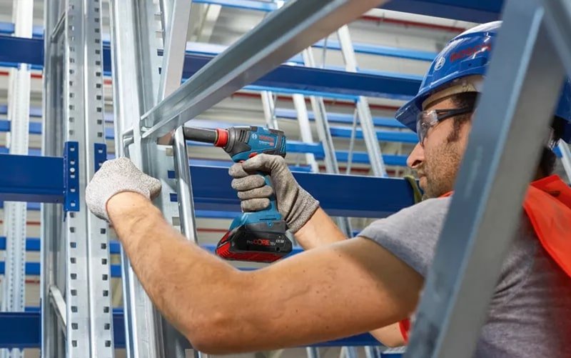 Bosch GDX 18V-200 sử dụng động cơ không chổi than EC Bosch GDX 18V-200 sử dụng động cơ không chổi than EC