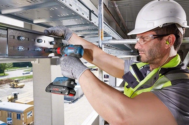 Bosch GDX 18V-200 (Solo) có khả năng tháo siết bu lông cực mạnh Bosch GDX 18V-200 (Solo) có khả năng tháo siết bu lông cực mạnh