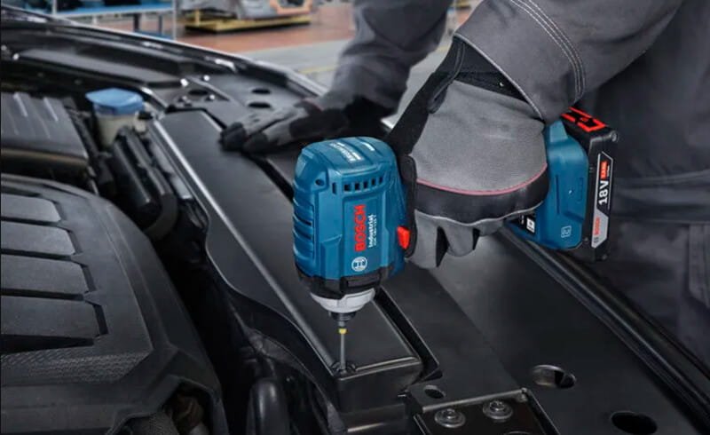 Máy siết bu lông pin IDS 18V-125 T có lực siết mạnh 70Nm Máy siết bu lông pin IDS 18V-125 T có lực siết mạnh 70Nm