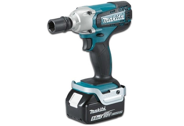 Máy siết bu lông dùng pin Makita DTW190SFX7 chất lượng, dễ sử dụng Máy siết bu lông dùng pin Makita DTW190SFX7 chất lượng, dễ sử dụng