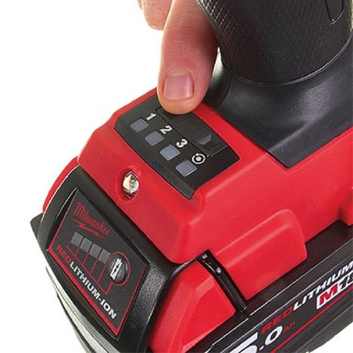 Máy hoạt động với 4 chế độ linh hoạt Máy hoạt động với 4 chế độ linh hoạt
