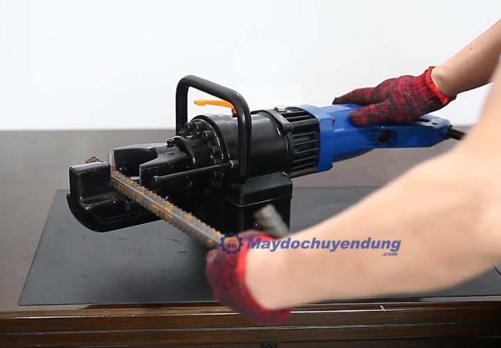 RB-16 được dùng rộng rãi trong các công trình xây dựng