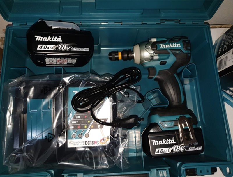 Máy vặn ốc dùng pin Makita DTW285RME Máy vặn ốc dùng pin Makita DTW285RME