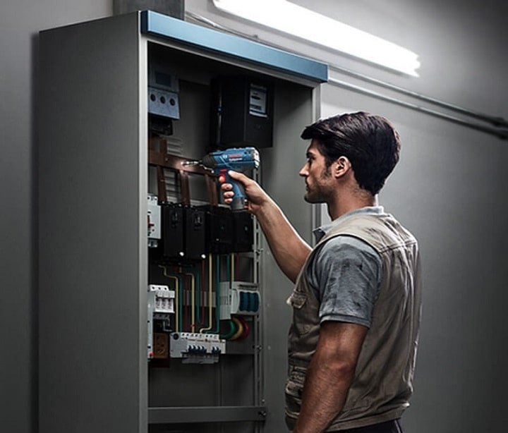 Bosch GDR 120-LI làm việc mạnh mẽ với pin 12V Bosch GDR 120-LI làm việc mạnh mẽ với pin 12V
