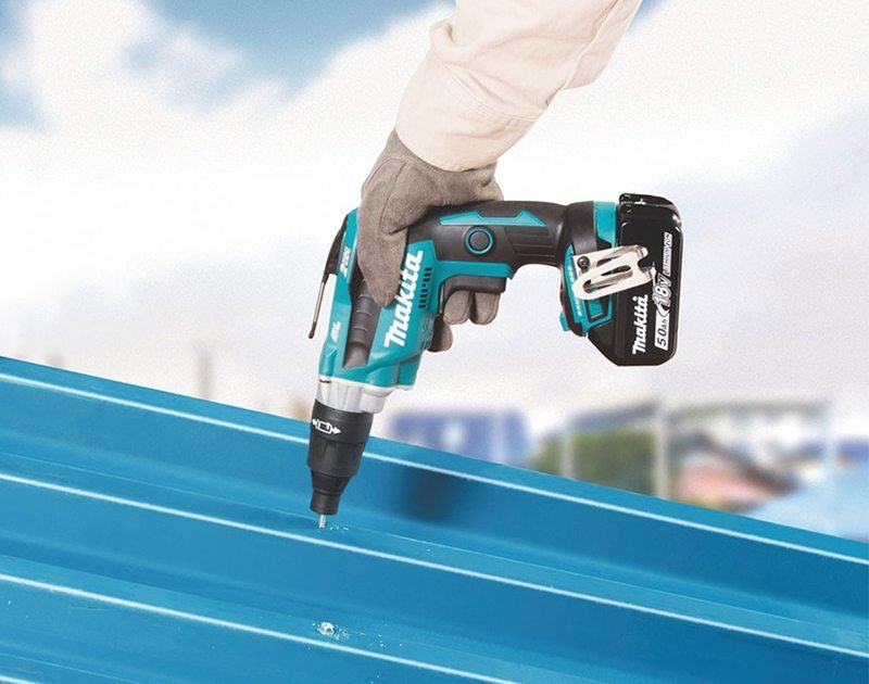 Máy vặn vít dùng pin Makita DFS251Z