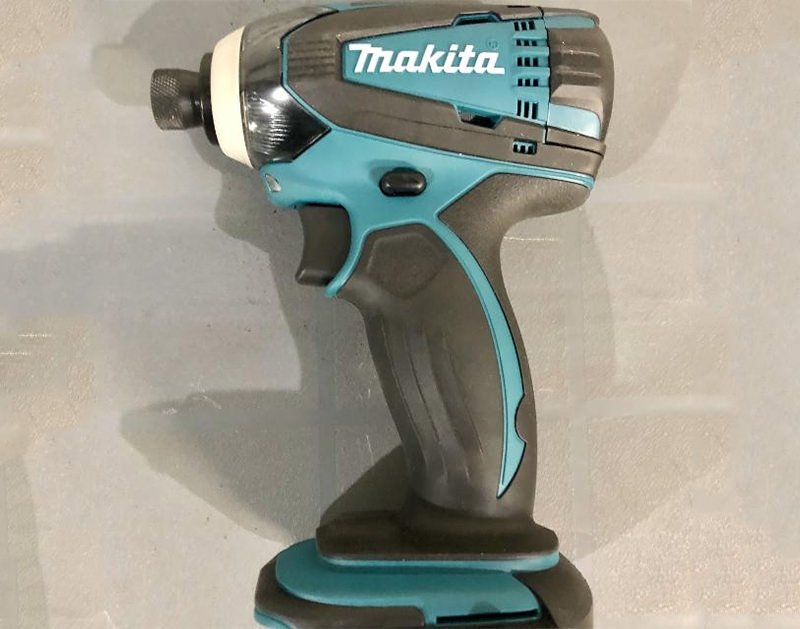 Máy vặn vít dùng pin Makita DTD134Z Máy vặn vít dùng pin Makita DTD134Z