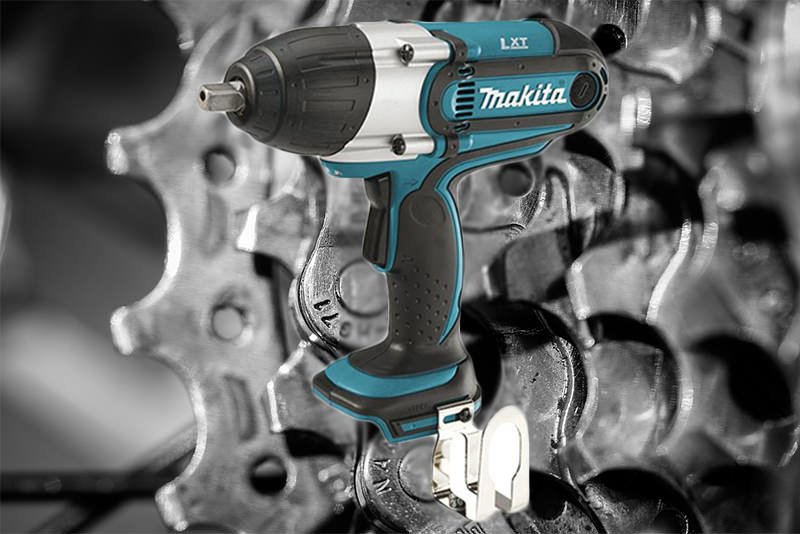 Máy vặn vít dùng pin Makita FT044FDNZ Máy vặn vít dùng pin Makita FT044FDNZ