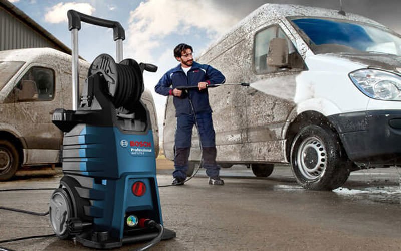Máy xịt rửa cao áp Bosch GHP 5-55 làm việc với mức công suất cao