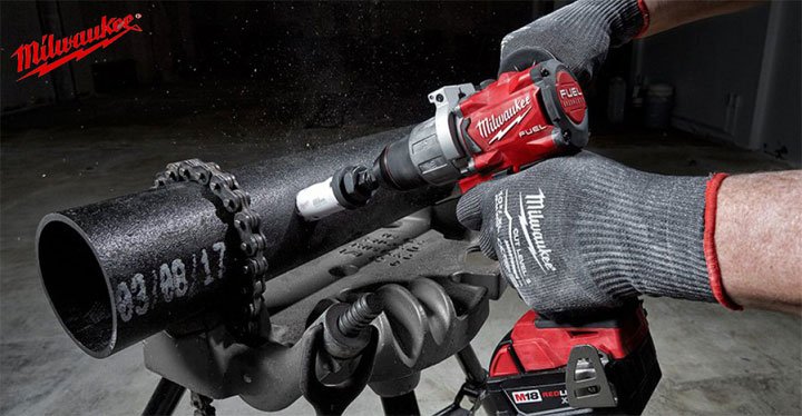 Máy khoan pin Milwaukee M18 FPD2-502C làm việc mạnh mẽ Máy khoan pin Milwaukee M18 FPD2-502C làm việc mạnh mẽ