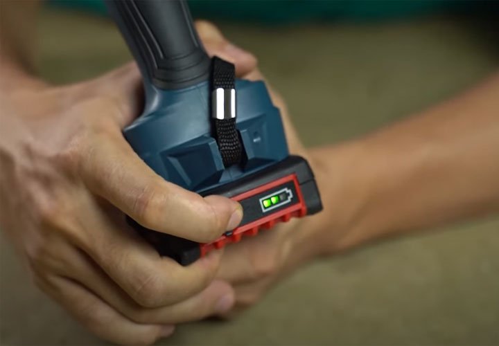 Nút nhấn báo dung lượng pin Bosch GDS 250-LI Nút nhấn báo dung lượng pin Bosch GDS 250-LI
