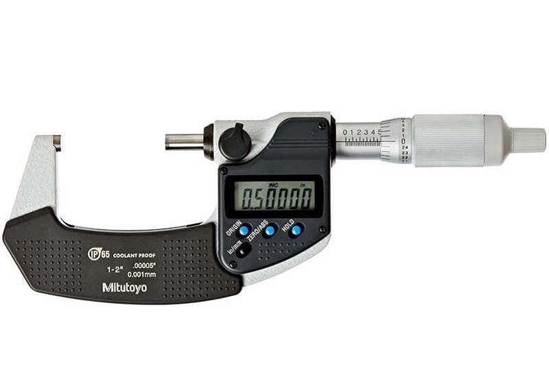 Panme đo ngoài điện tử Mitutoyo 293-343-30 có vạch chia nhỏ nhất là 0.001mm, độ chính xác cao lên đến ± 1µm Panme đo ngoài điện tử Mitutoyo 293-343-30 có vạch chia nhỏ nhất là 0.001mm, độ chính xác cao lên đến ± 1µm