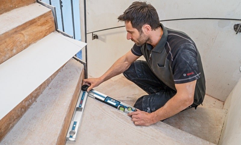 Thước đo góc kỹ thuật số Bosch GAM 220 một thiết bị đo điện tử nổi bật trong các dòng máy hiện đại mới nhất, Thước đo góc kỹ thuật số Bosch GAM 220 một thiết bị đo điện tử nổi bật trong các dòng máy hiện đại mới nhất