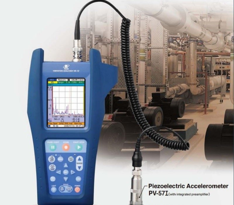 Máy đo độ rung VA-12 cho phép thực hiện chức năng phân tích FFT