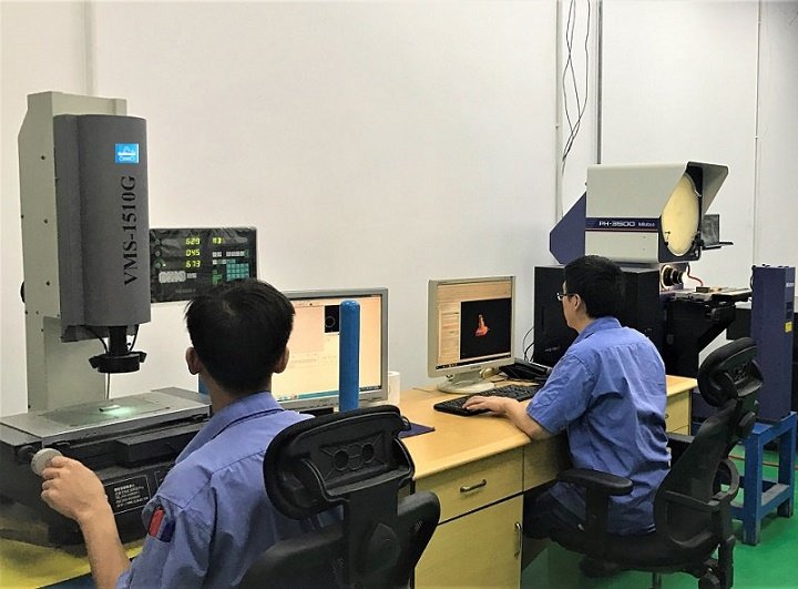 Máy đo kích thước 2D Rational VMS-1510G kết nối máy tính vận hành đơn giản Máy đo kích thước 2D Rational VMS-1510G kết nối máy tính vận hành đơn giản